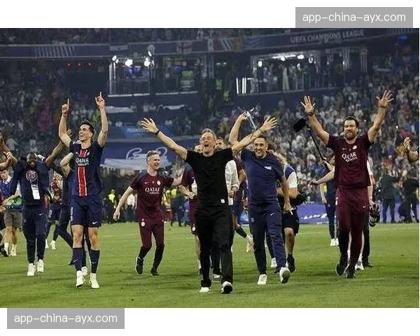 深度回顾：那些年欧冠赛场上的经典逆转，为此刻的奇迹埋下伏笔